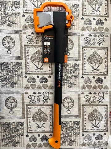 БРАДВА ЗА ЦЕПЕНЕ НА ДЪРВА FISKARS X21