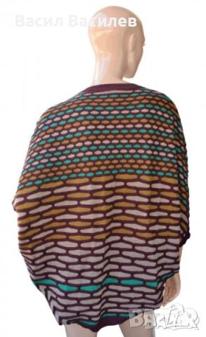 Дамска вълнена жилетка наметало, снимка 4 - Жилетки - 51934658