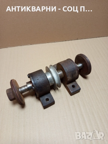 Соц Стар Малък Вал За Машини Техника Тегло 5.500кг., снимка 2 - Антикварни и старинни предмети - 52171526