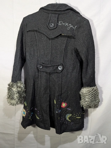 палто Desigual с бродерия размер 38 -М, снимка 5 - Палта, манта - 53374569