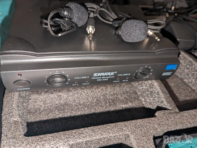 Двойни микрофони Shure headset и брошка без кейса, снимка 5 - Микрофони - 44794922