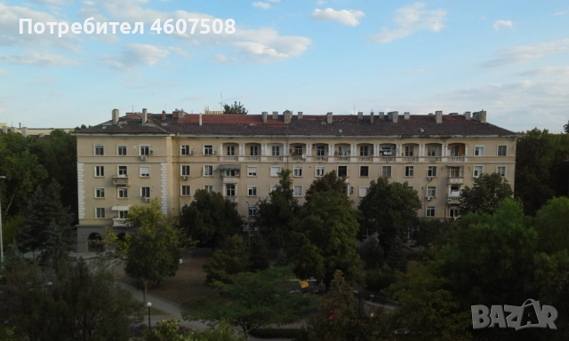 Продава тристаен апартамент в ТОП-център