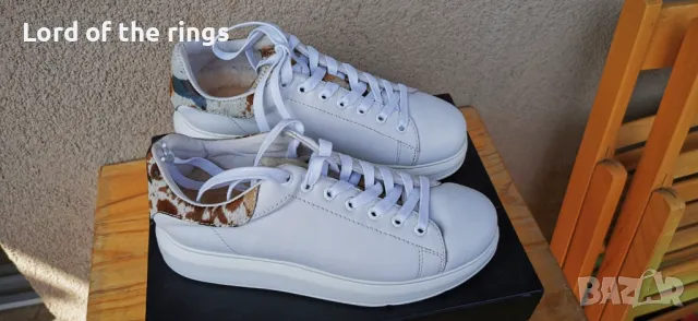 Оригинални дамски маратонки AUSTRALIA LUXE COLLECTIVE - 39 номер, снимка 2 - Маратонки - 49958559