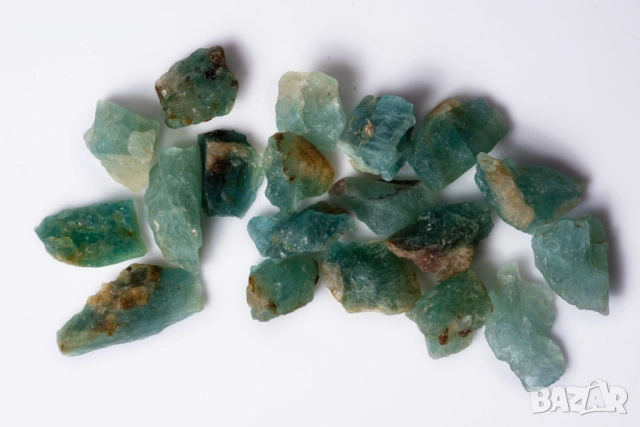 Лот естествени кристали грандидиерит 43ct