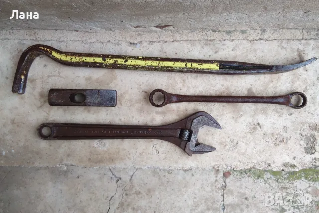  различни  инструменти 