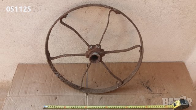 масивно метално ковавано възрожденско колело от каруца, файтон, снимка 5 - Антикварни и старинни предмети - 39259910