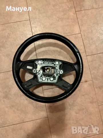 Оригинален волан за Mercedes E-Class (W212), снимка 3 - Части - 48202401