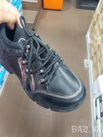 Обувки, снимка 2 - Дамски ежедневни обувки - 42393949