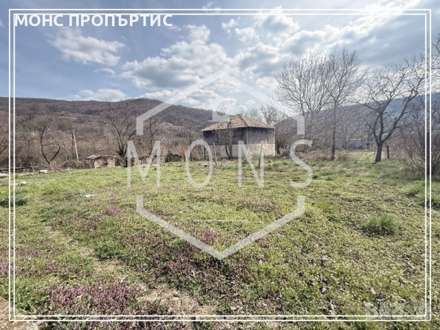 Къща с двор и панорамна гледка в с. Петко Славейков, обл. Габрово, снимка 9 - Къщи - 54055766