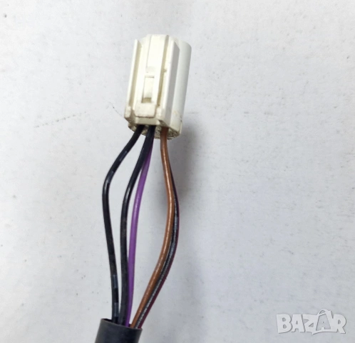 Дясно Огледало Toyota Corolla Verso Тойота Корола Версо 2000г-2004г, снимка 3 - Части - 53936488