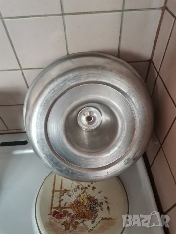 Емайлиран чайник - ретро и форма за кекс , снимка 7 - Други - 44461445