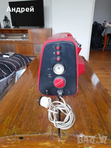 Стар телевизор Сапфир 401, снимка 2 - Антикварни и старинни предмети - 53023740