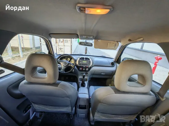 Toyota RAV 4 2.0, снимка 12 - Автомобили и джипове - 55731854
