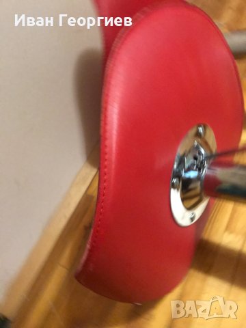 Продавам 2бр  бар стола с червена изкуствена кожа , снимка 10 - Столове - 42487647