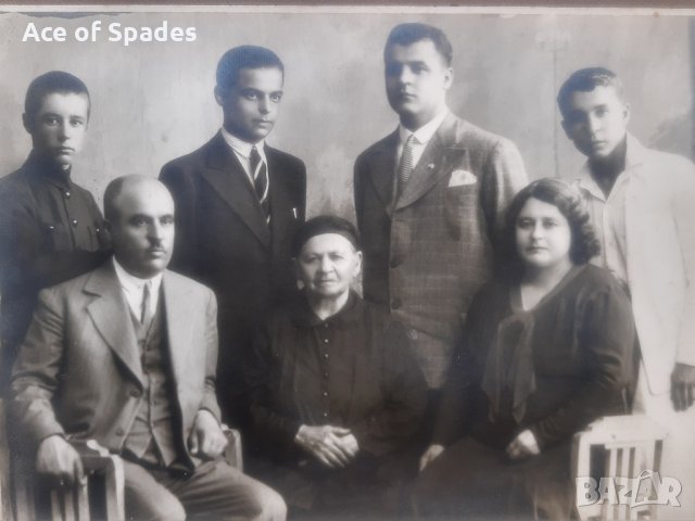 Стара Снимка на Картон 40/30 см. (2)