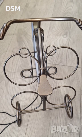 Нова Метална Лампа Велосипед - Колело Поставка за 4бр Бутилки, снимка 6 - Декорация за дома - 50986608