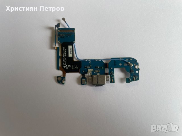Долна платка с микрофон + антена + USB букса за зареждане за Samsung Galaxy S8 Plus, снимка 1 - Резервни части за телефони - 37876561