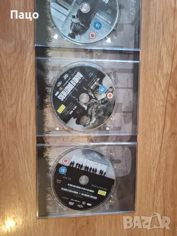 Band of Brothers - the Complete Series Commemorative Gift Set DVD филм бокс сет, снимка 9 - DVD филми - 55771015
