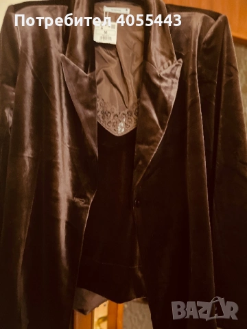 Уникален сет в кафяво: сако и топ с дантела , снимка 2 - Комплекти - 53903980