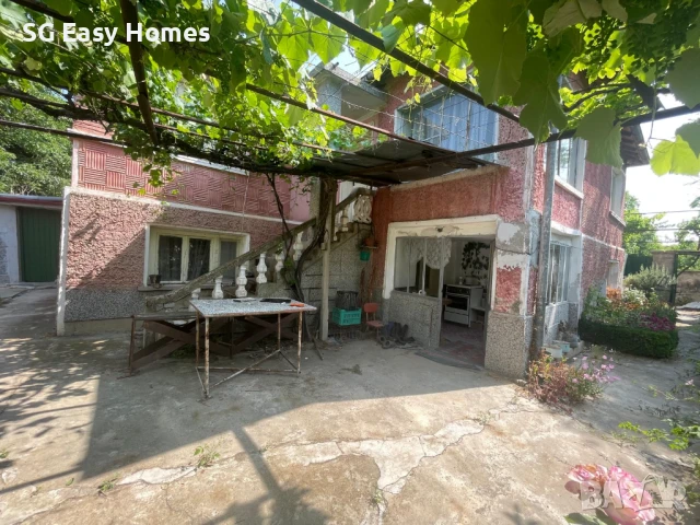 Продавам Къща, снимка 2 - Къщи - 50646399