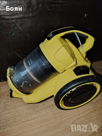 Прахосмукачка Карчер (без кабел)