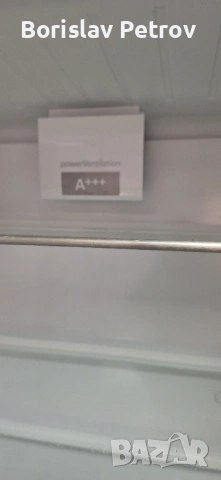 Хладилник с долен фризер Сименс А+++ 70см широк, снимка 4 - Хладилници - 54162601
