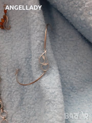 Продавам сребърен комплект с циркони