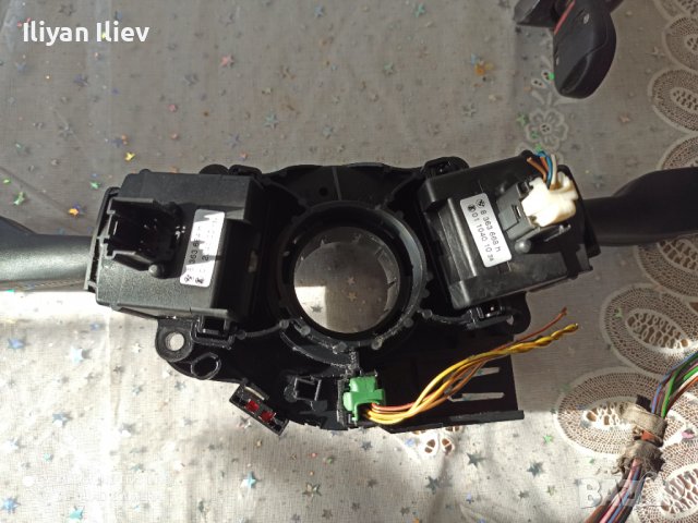 Брава дясна врата за БМВ е46 , снимка 3 - Части - 39055644