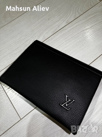 Чанта Клъч / тип плик Louis vuitton . НАЛИЧНИ !, снимка 7 - Чанти - 52564558