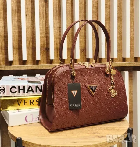 чанти guess 20х30см, снимка 4 - Чанти - 50406051