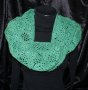 Зелен Ръчно плетен на една кука шал /плетиво подарък hand made/, снимка 1 - Шалове - 35141623