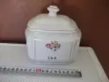 Порцеланова кутия за сол, снимка 1