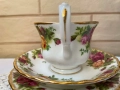ROYAL ALBERT красив троен сет за чай или дълго кафе от костен порцелан от Англия, снимка 4