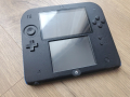 Хакнато Nintendo 2ds с качени игри, снимка 4