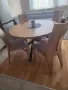 Продавам 4 стола и маса, снимка 1