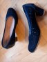 Обувки естествен велур, снимка 1 - Дамски елегантни обувки - 39649107
