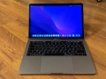 13.3' Core i5 2.4GHz Apple MacBook Pro 2019 TouchBar 16GB RAM/256GB SSD/Бат 6ч, снимка 1