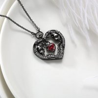Колие със сърце и рубин, снимка 4 - Колиета, медальони, синджири - 35363719
