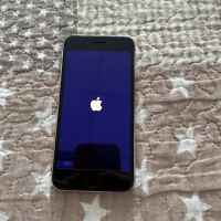 iPhone SE 256gb , снимка 2 - Apple iPhone - 44761796