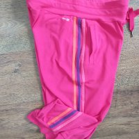  adidas Essentials 3 Stripes Capri -страхотно дамско долнище, снимка 11 - Спортни екипи - 29267850