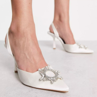 сватбени обувки с ток 8 см, снимка 3 - Дамски обувки на ток - 44780215