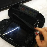 Кутия за съхранение на игри за Sony Playstation PS Vita PSV PSVITA - Black, снимка 7 - Аксесоари - 39775357