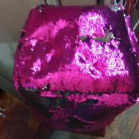 пуф/табуретка с пайети лилаво , снимка 1 - Дивани и мека мебел - 44926670