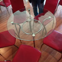 5 кожени стола + стъклена маса / комплект -цена 400 лв за комплект - налични 5 комплекта - столовете, снимка 2 - Столове - 36500237