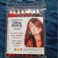 Моливи за устни Garnier Ultra doux, снимка 1 - Козметика за лице - 35533510