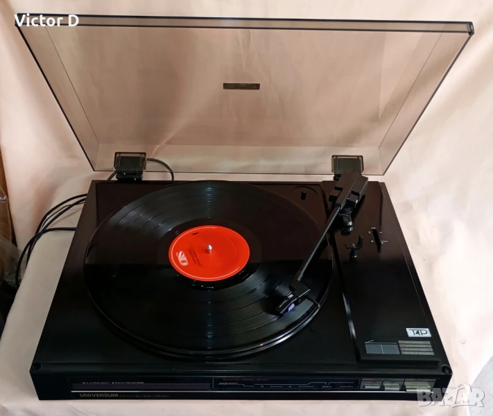 UNIVERSUM F 4386 - Грамофон , снимка 1