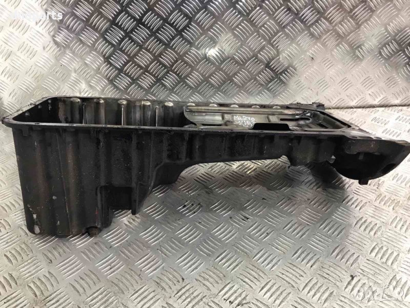 Картер Mercedes ML270,CDI,W163,2001г., снимка 1