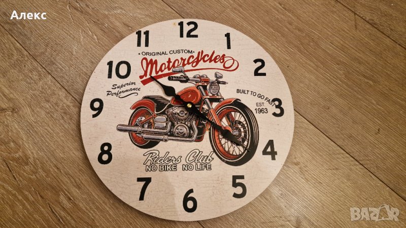 Голям рокерски часивник– 33.5см, снимка 1