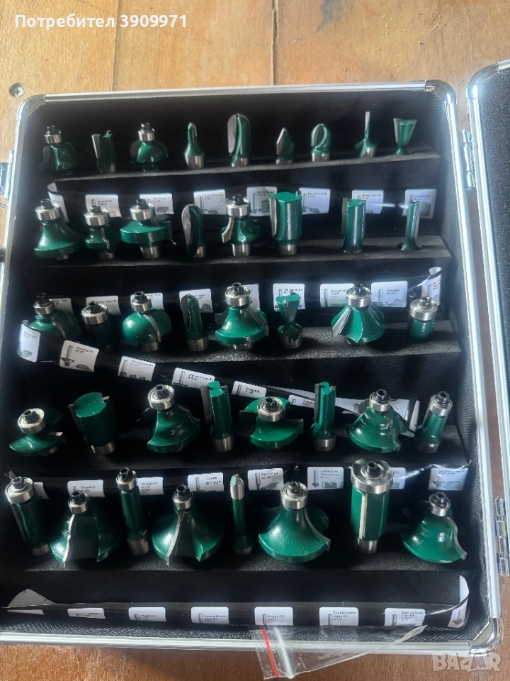 Комплект фрезери за дърво в куфар, снимка 1