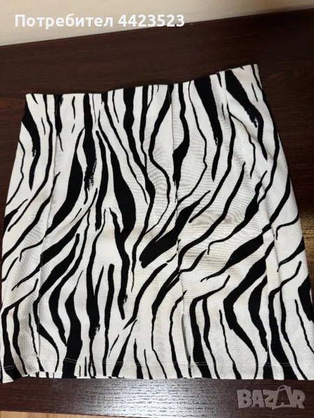 Къса пола над коляното, нова, снимка 1